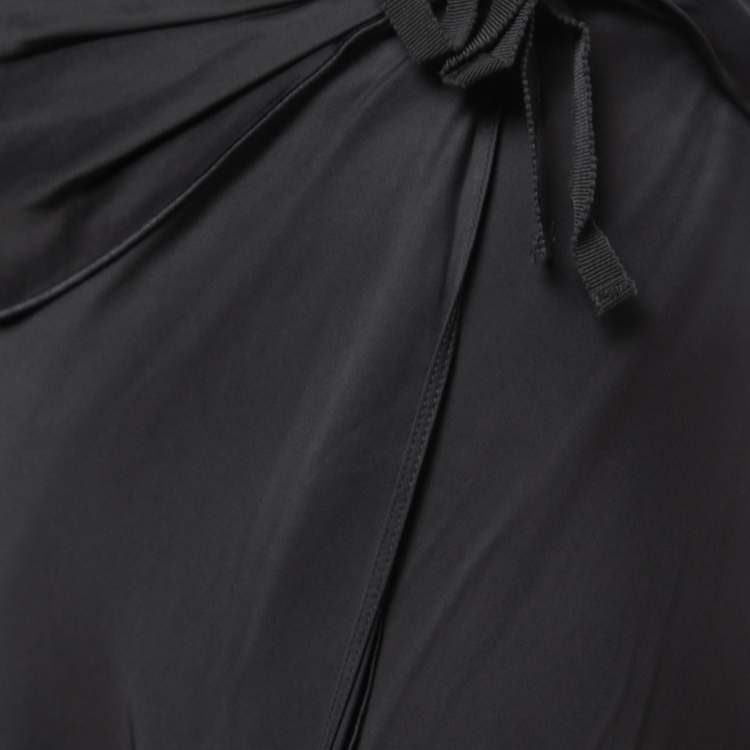 مملوكة مسبقًا Emporio Armani Black Satin Wrap Maxi Skirt M