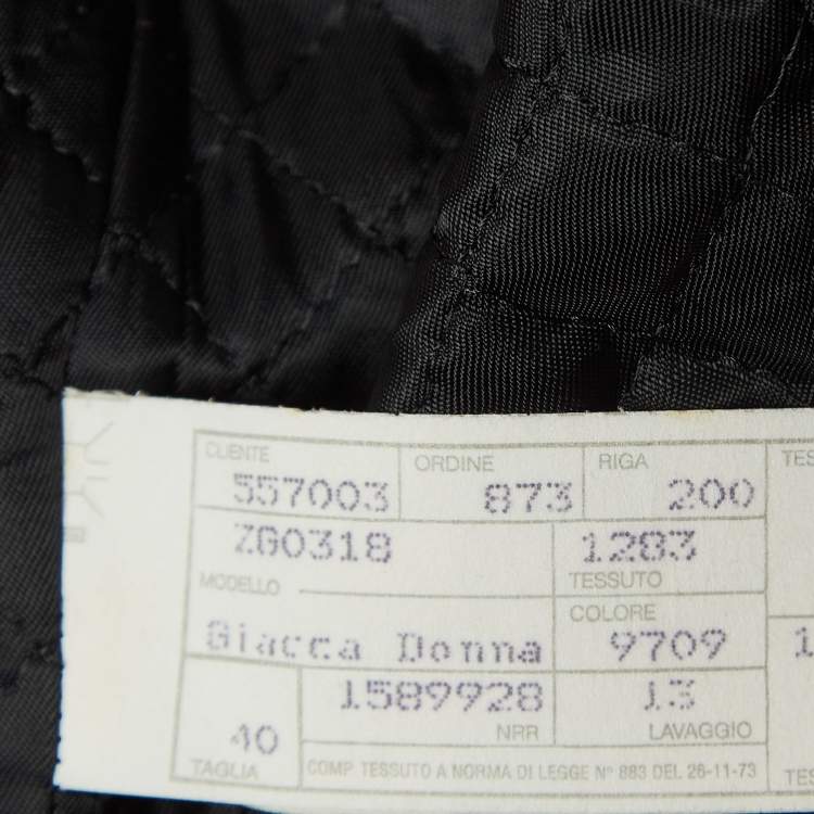 مملوكة مسبقًا Emporio Armani Black Crepe Buttoned Jacket S