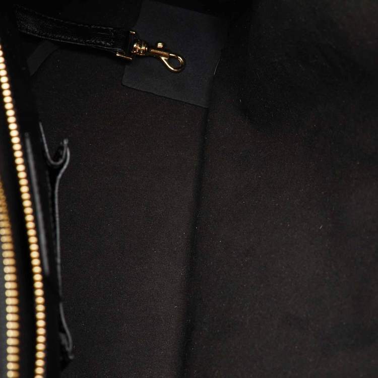 مملوكة مسبقًا Escada Black Leather Elegant Baroque Print Top Handle Bag