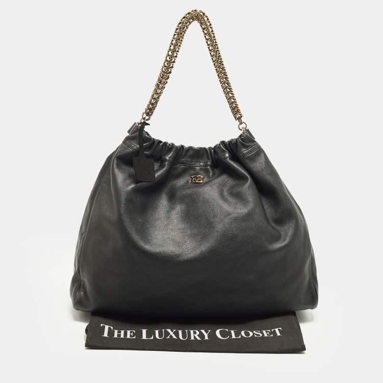 مملوكة  مسبقًا Escada Chain Black Leather Hobo