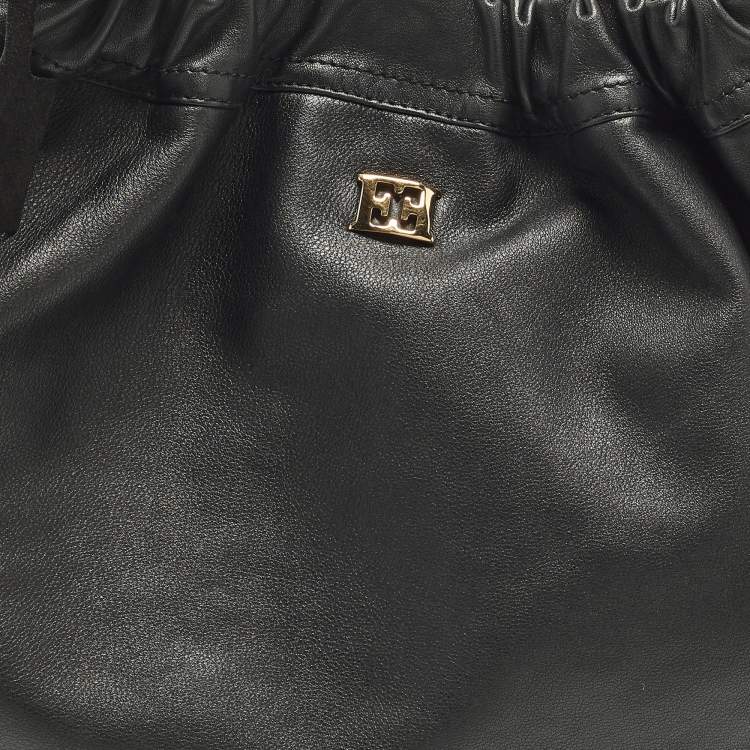 مملوكة مسبقًا Escada Chain Black Leather Hobo