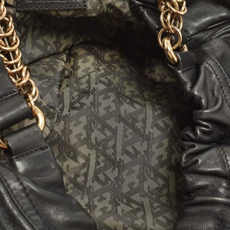 مملوكة مسبقًا Escada Chain Black Leather Hobo