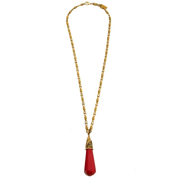 Pre Owned Etro Red Composite Gold Tone Metal Pendant Necklace