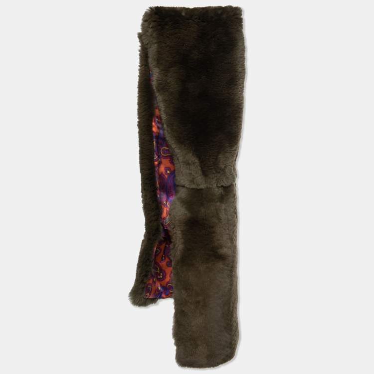 Pre Owned Etro Olive Green Rabbit Fur & Paisley Printed Silk Stole