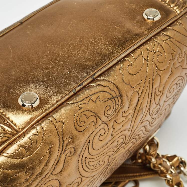 Pre Owned Etro Gold Paisley Embossed Leather Chain Tote