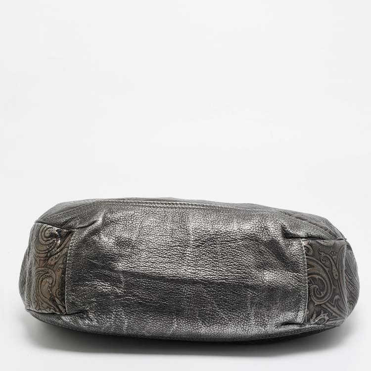 مملوكة مسبقًا Etro Metallic Paisley Embossed Leather Drawstring Hobo