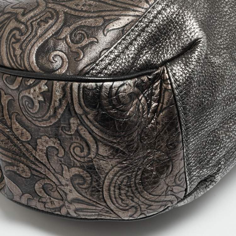 مملوكة مسبقًا Etro Metallic Paisley Embossed Leather Drawstring Hobo