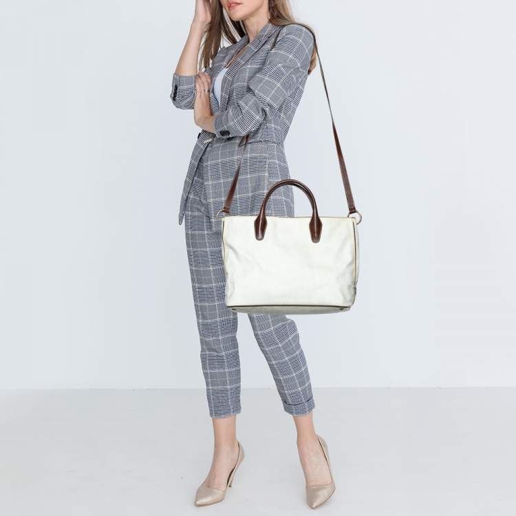 Pre Owned Etro White Paisley Print Coated Canvas And Leather Tote