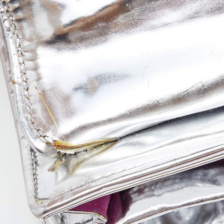 Pre Owned Etro Metallic Silver Leather Flap Crossbody Bag