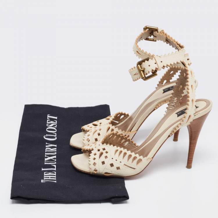 Pre Owned Etro  Cream Leather Cutout  Ankle Strap Sandals Size 38