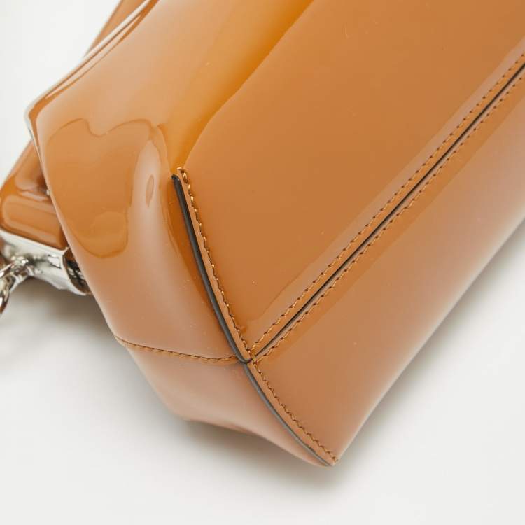 Pre Owned Fendi Brown Patent Leather Fendi First Midi Shoulder Bag