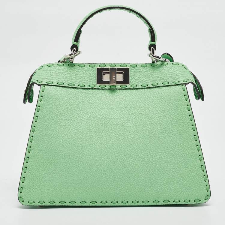 مملوكة مسبقًا Fendi Green Selleria Leather Small Peekaboo ISeeU Top Handle Bag