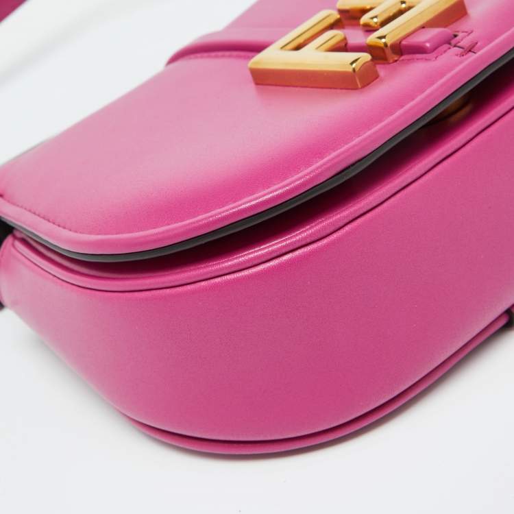 Pre Owned Fendi Pink Leather Small C'Mon Flap Shoulder Bag