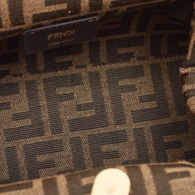 Pre Owned Fendi Pink Leather Small Fendi First Clutch