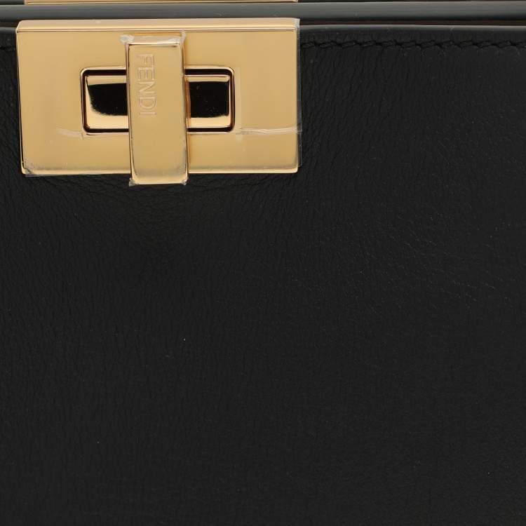 Pre Owned Fendi Black Leather Peekaboo Iconic Essentially Top Handle Bag