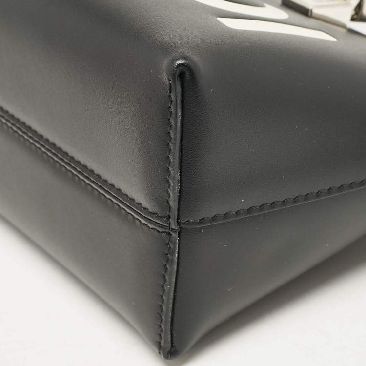 Pre Owned Fendi Black Leather Mini By The Way Boston Bag