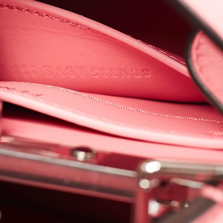 Pre Owned Fendi Pink Leather Petite Peekaboo ISeeU Top Handle Bag