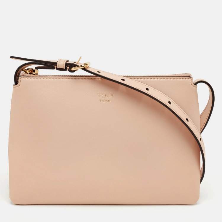 مملوكة مسبقًا Fendi Light Pink Leather Zip Pouch Crossbody Bag