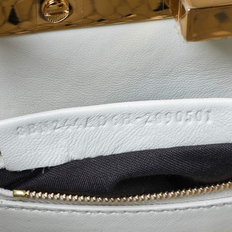 مملوكة مسبقًا Fendi White Woven Leather Mini Peekaboo Top Handle Bag