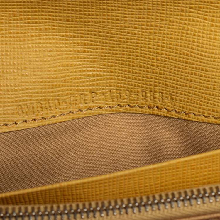 مملوكة مسبقًا Fendi Tobacco Zucca Coated Canvas Continental Wallet