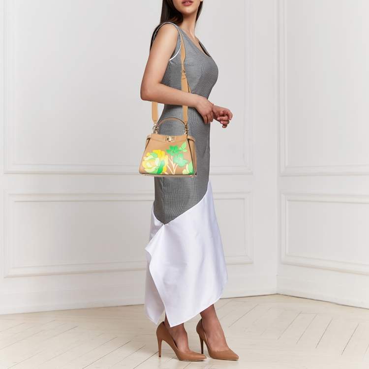 مملوكة مسبقًا Fendi Beige Leather Mini Floral Peekaboo Top Handle Bag