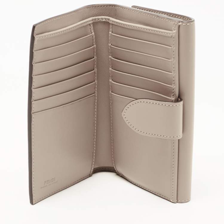 Pre Owned Fendi Etoupe Leather By The Way Flap Wallet
