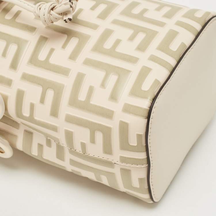 Pre Owned Fendi Cream/Khaki Zucca Leather Mini Mon Tresor Bucket Bag