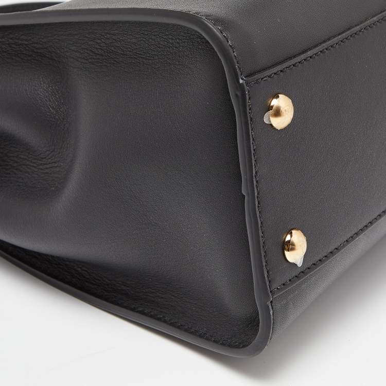 Pre Owned Fendi Black Leather Medium Peekaboo Iconic Top Handle Bag