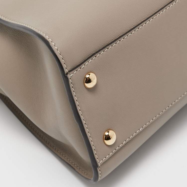 Pre Owned Fendi Grey Leather Medium Peekaboo Top Handle Bag