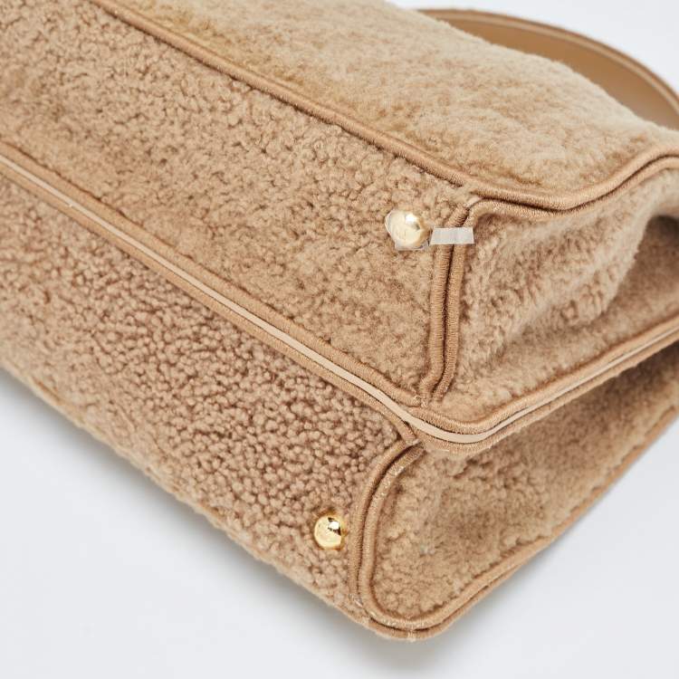 Pre Owned Fendi Brown Sheep Shearling Medium Peekaboo ISeeU Top Handle Bag