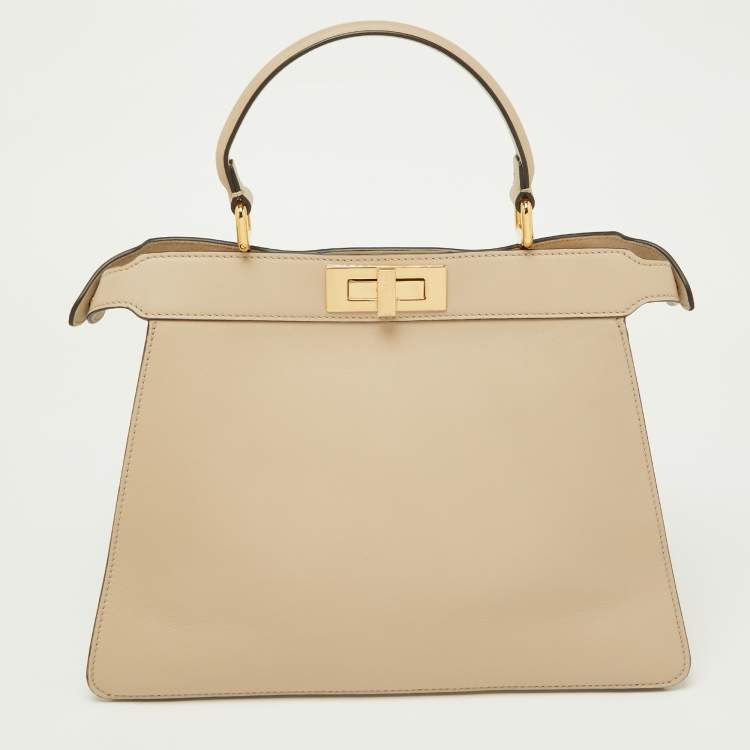 مملوكة مسبقًا Fendi Beige Leather Medium Peekaboo ISeeU Top Handle Bag