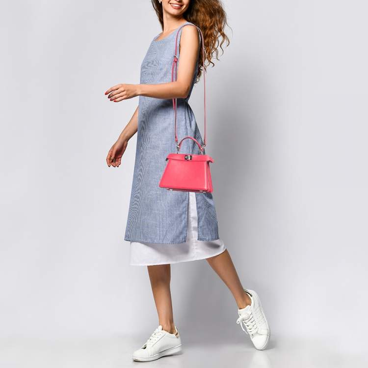 Pre Owned Fendi Pink Leather Petite Peekaboo ISeeU Top Handle Bag