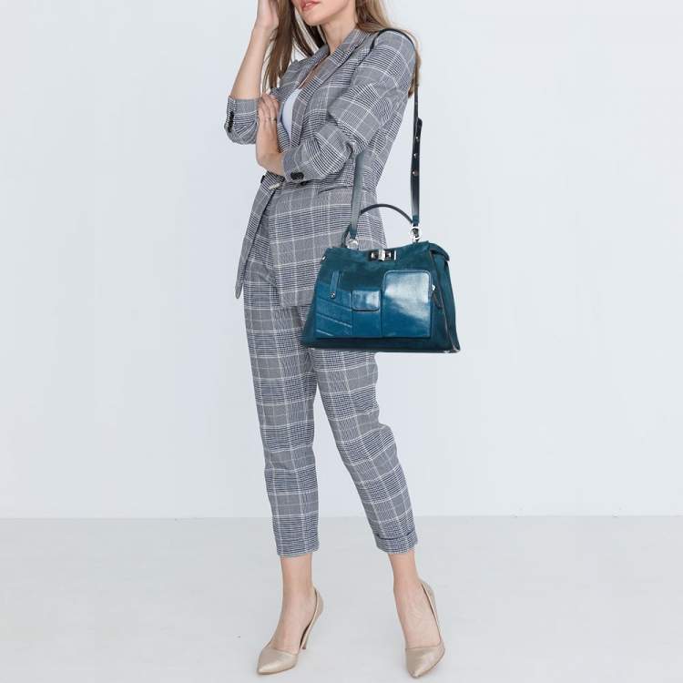 مملوكة مسبقًا Fendi Blue Watersnake Leather and Suede Regular Peekaboo Top Handle Bag