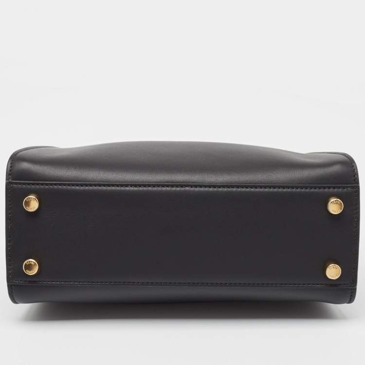 Pre Owned Fendi Black Leather Peekaboo Iconic Essentially Top Handle Bag