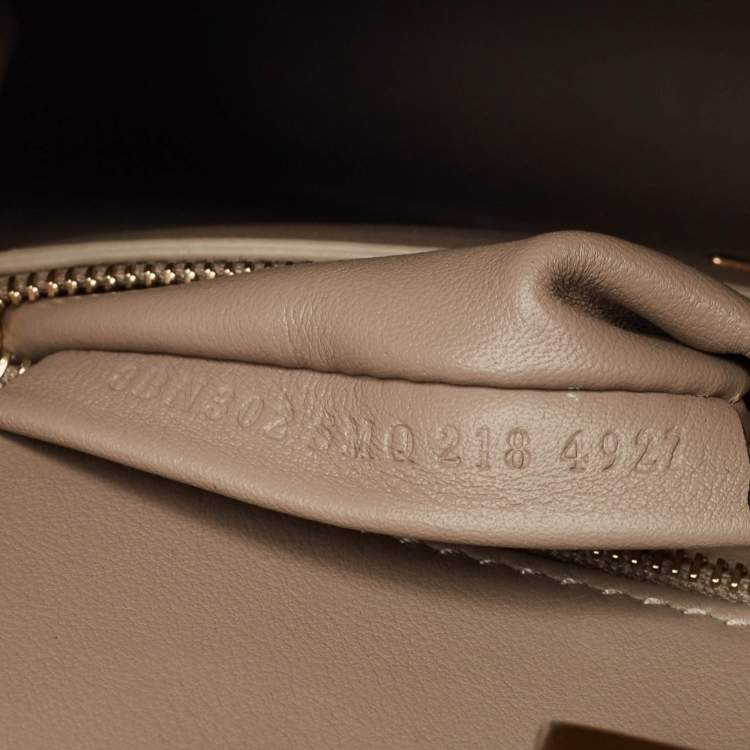 Pre Owned Fendi Black Leather Peekaboo Iconic Essentially Top Handle Bag