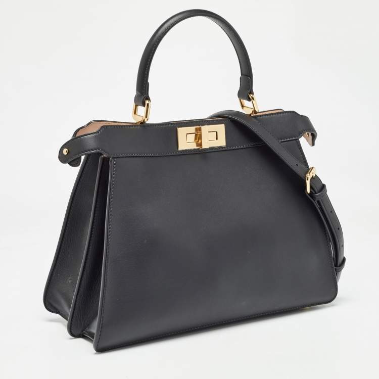مملوكة مسبقًا Fendi Black Leather Medium Peekaboo ISeeU Top Handle Bag