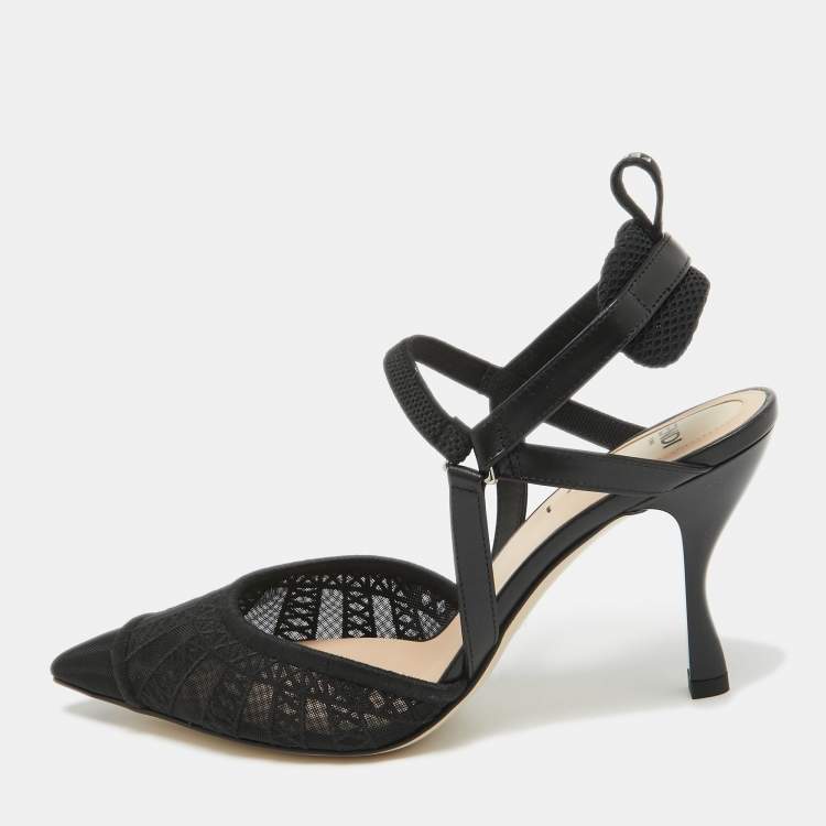 Pre Owned Fendi Black Lace and Mesh Colibrì Pointed Toe Pumps Size 36