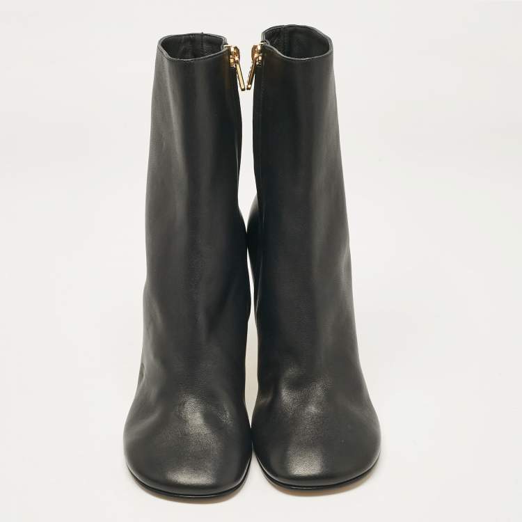 Pre Owned Fendi Black Leather Fendi First Ankle Length Boots Size  37