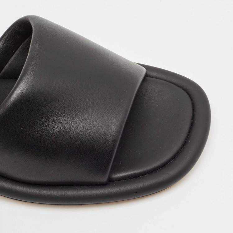 Pre Owned Fendi Black Leather Baguette Slide Sandals Size 41