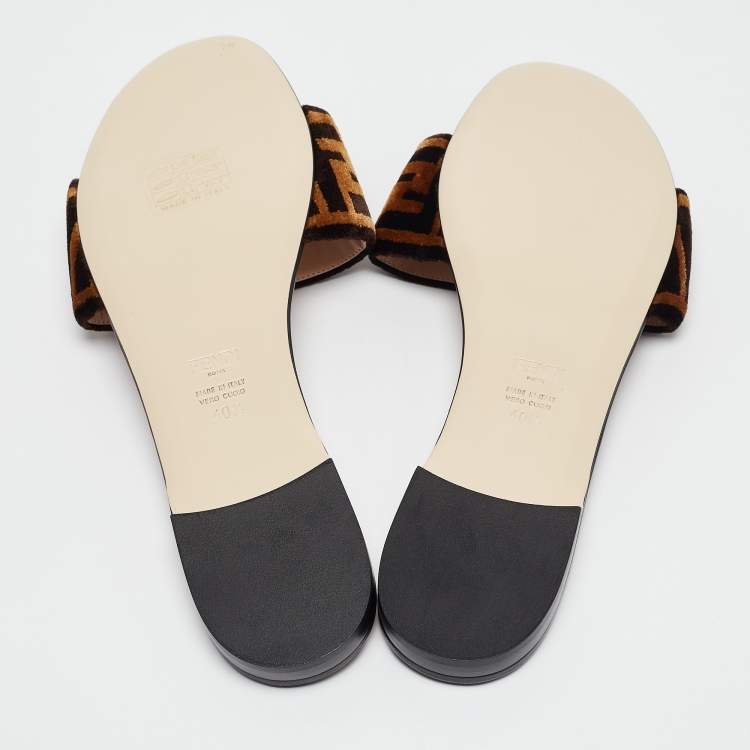 Pre Owned Fendi Brown Zucca Velvet Flat Slides Size 40.5 