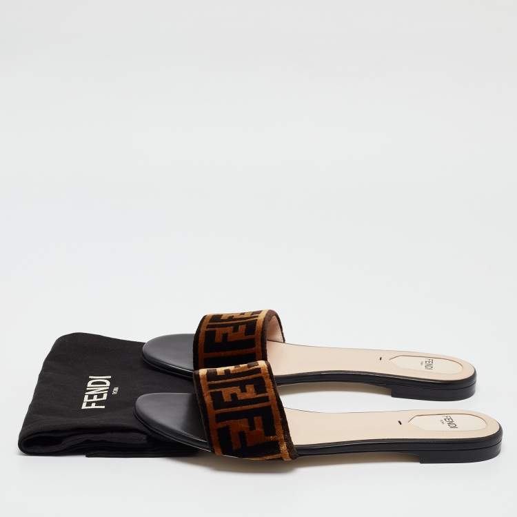 Pre Owned Fendi Brown Zucca Velvet Flat Slides Size 40.5 