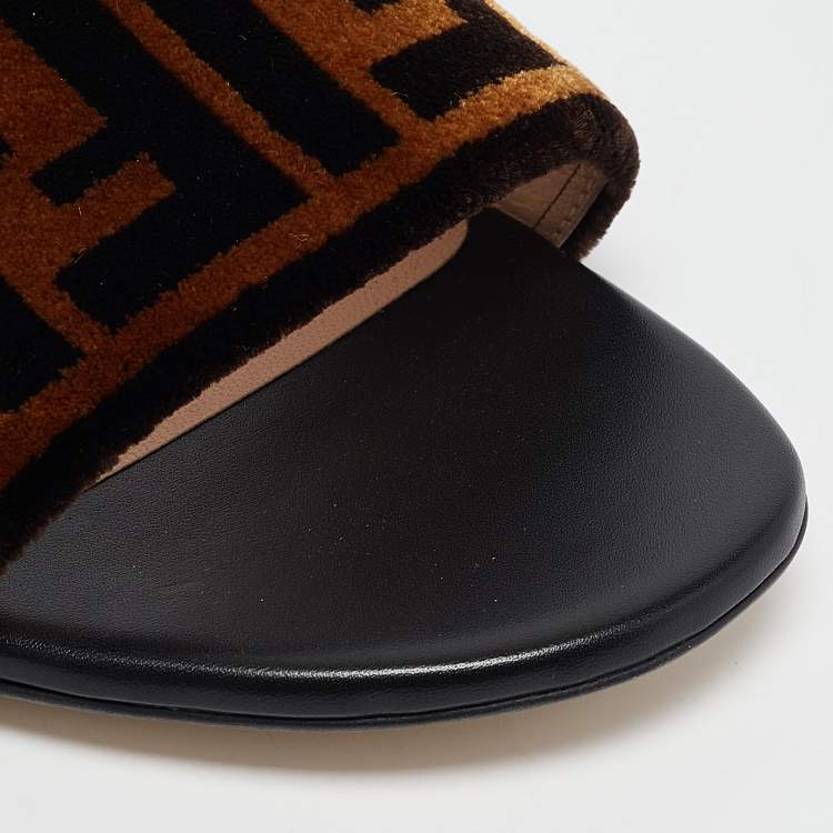 Pre Owned Fendi Brown Zucca Velvet Flat Slides Size 40.5 