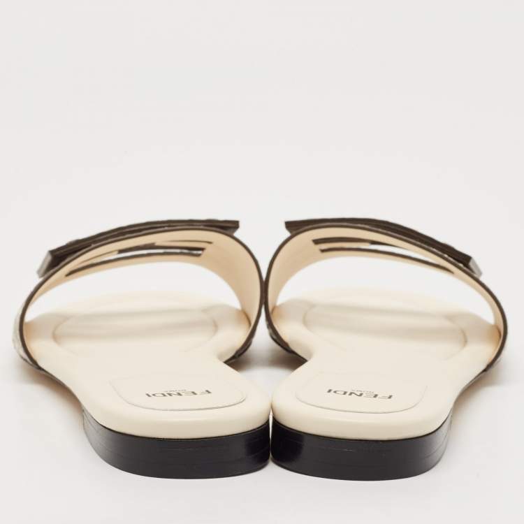 Pre Owned Fendi Beige/Cream Python Embossed Leather Baguette Flat Slides Size 38.5