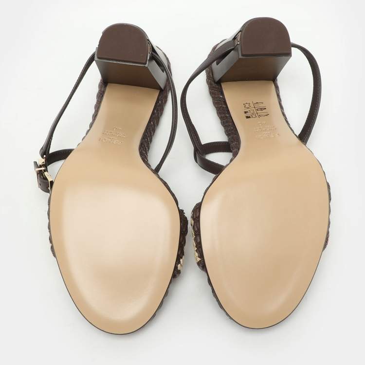 Pre Owned Fendi Brown/Beige Zucca Raffia and Leather Delfina Sandals Size 40