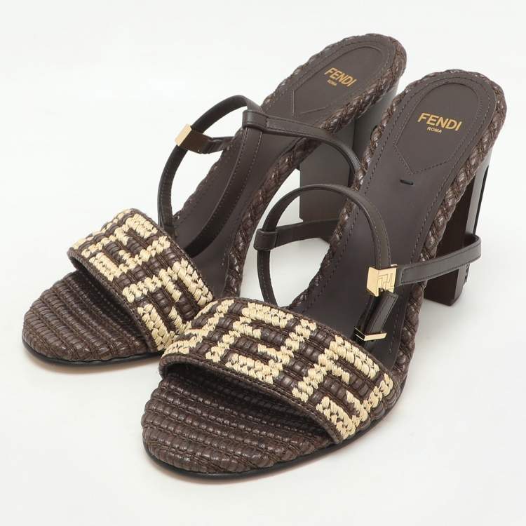 Pre Owned Fendi Brown/Beige Zucca Raffia and Leather Delfina Sandals Size 40