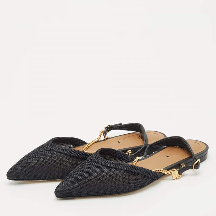 Pre Owned Fendi Black Canvas and Leather Chain-Link Flat Sandals Size 37.5