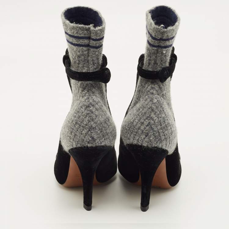 Pre Owned Fendi Size 36 Grey/Black Tweed and Velvet Sucks Boots