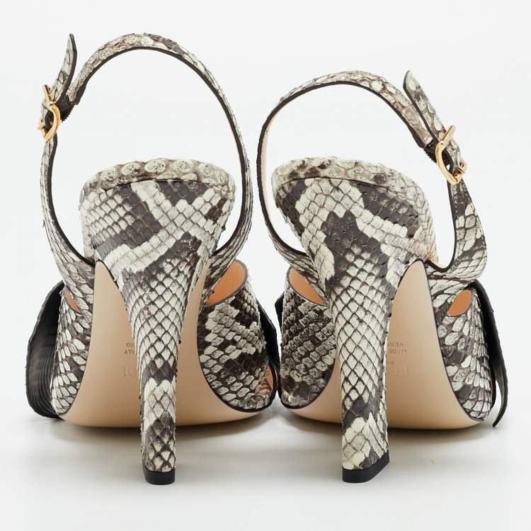 Pre Owned Fendi FFreedom Size 41 Beige Python Slingback Sandals