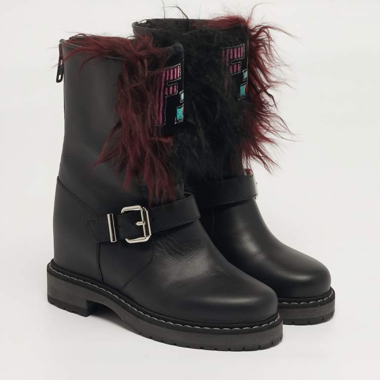 Pre Owned Fendi Caroline Size 35 Black Leather and Fur Combat Boots