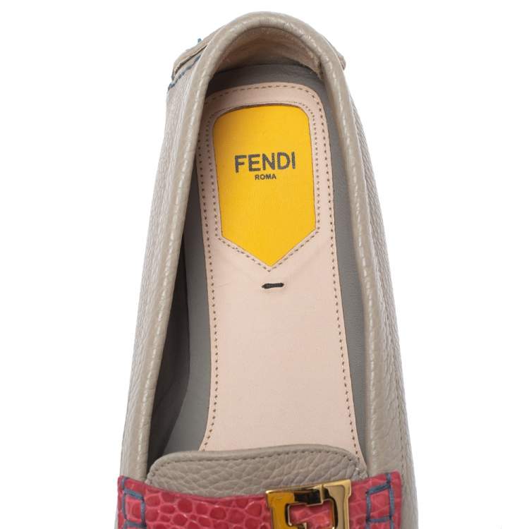 Pre Owned Fendi Grey Textured Leather FF Logo Loafers Size 39
